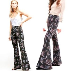Free People Floral Print High Rise Stretch Flare Pants Size 4